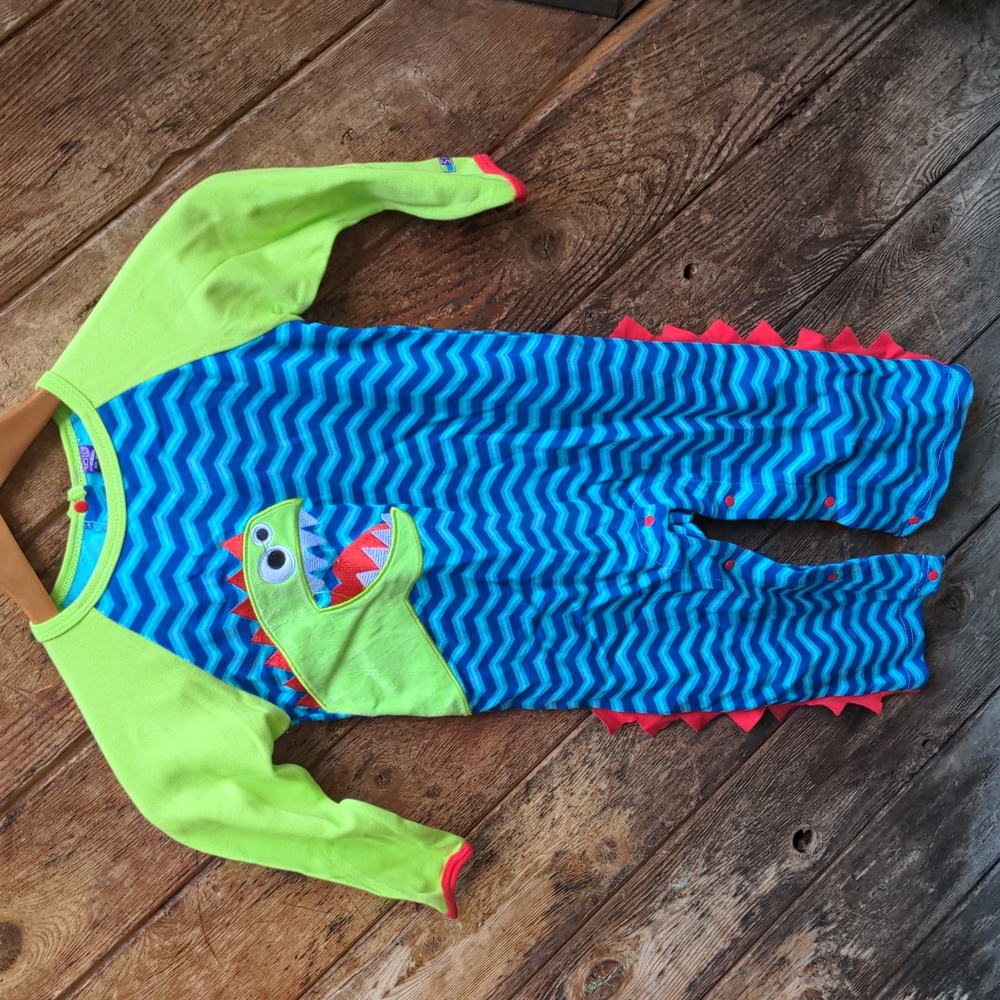 Solo Green & blue dinosaur Snaps 24m outfit